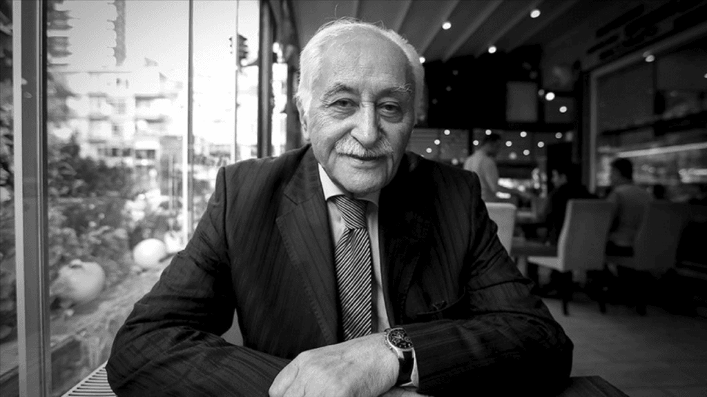 Yavuz Bülent Bakiler vefat etti