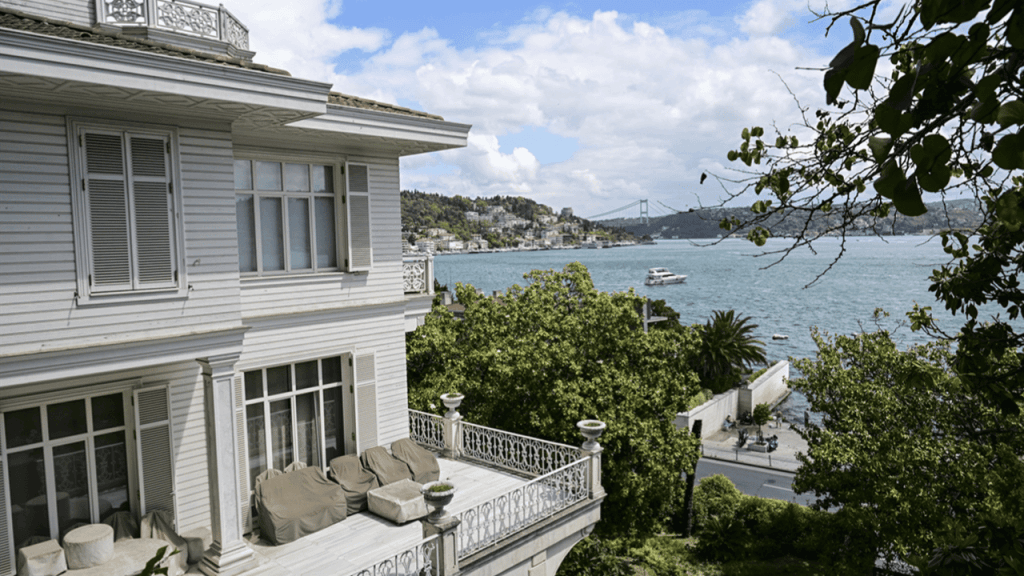 Ali Bekmezci Kimdir?