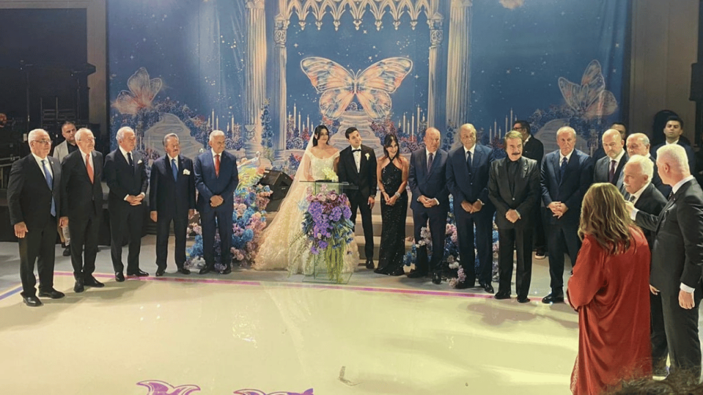 Mehmet Sevigen Oğlu Evlendi: Dev Şahitler