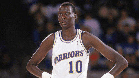 Manute Bol: NBA Tarihinin En Uzun Dev Adamı