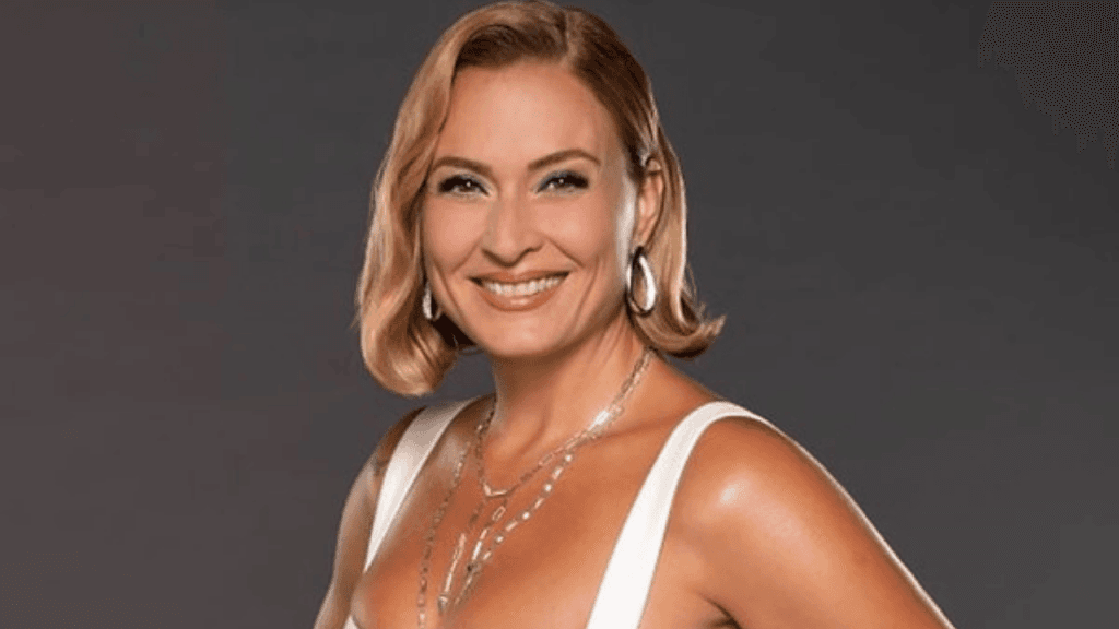 Ceyda Düvenci ve Giray Altınok Sosyal Medyada Gündem Oldu