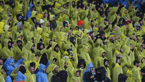 Fenerium Yağmurluk Modelleri Damga Vurdu: İşte Maliyeti