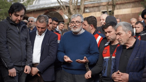 Jet Fadıl Annesinin Cenazesinde: Jandarma ile Gerginlik