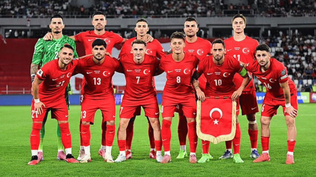 Milli Takım Kadro Kararı: Paraguay Maçı İlk 11'i Netleşti