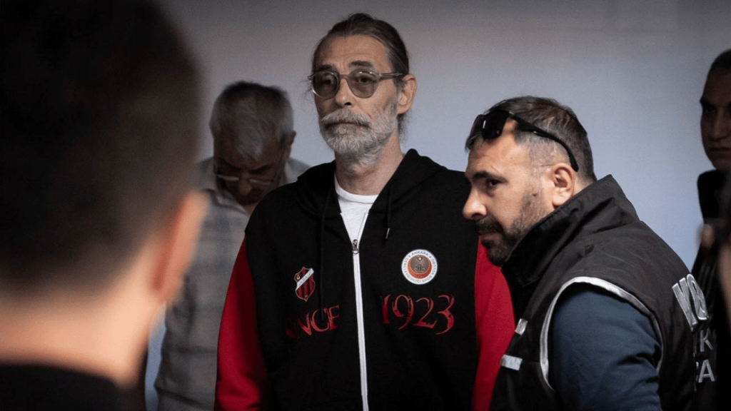 Erdal Beşikçioğlu Neden Gözaltına Alındı?