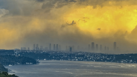 İstanbul Kum Fırtınası Sokakları Kasıp Kavurdu