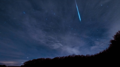 Meteor Yağmuru: Ateş Topları Türkiye'den Görülecek