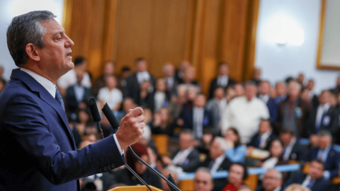 Özgür Özel Yeni Parti Hamlesi Dünyada Yankı Buldu