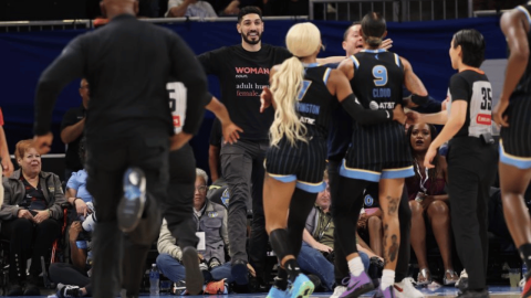 Enes Kanter WNBA Maçından Güvenlik Eşliğinde Kovuldu