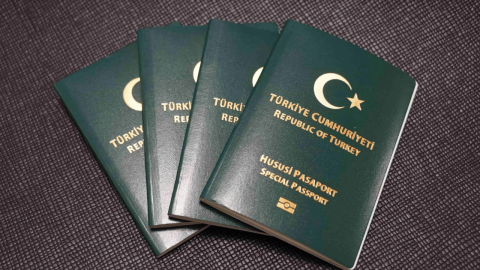 Gaziler ve Şehit Yakınlarına Yeşil Pasaport Hakkı Netleşti