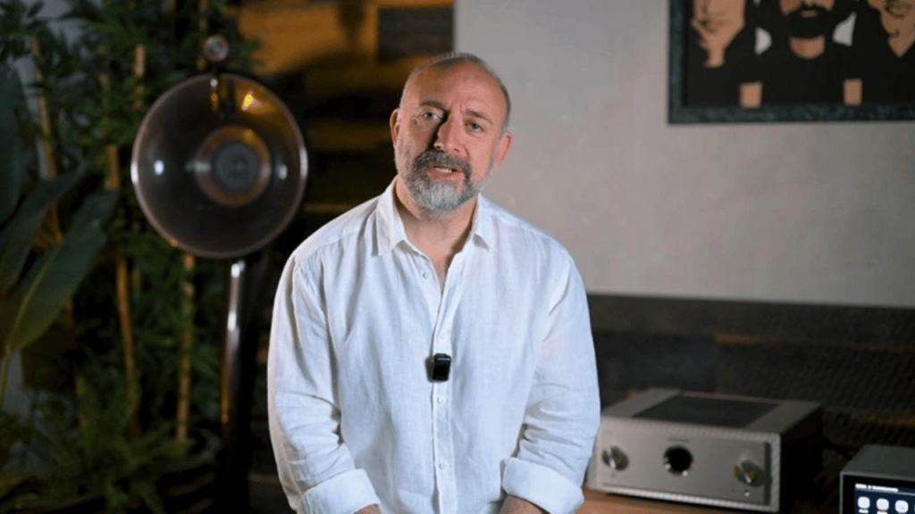 Halit Ergenç'ten Şaşırtan İtiraf: Sete Gizlice Girdi
