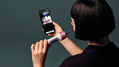 Elektrikli Diş Fırçası Sektöründe Dyson CameraJet Devrimi